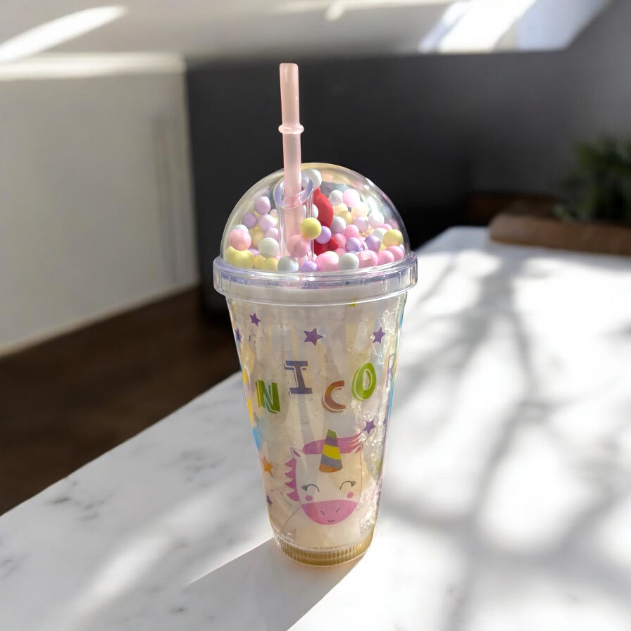 Charming Design Hard Plastic Sipper with Straw